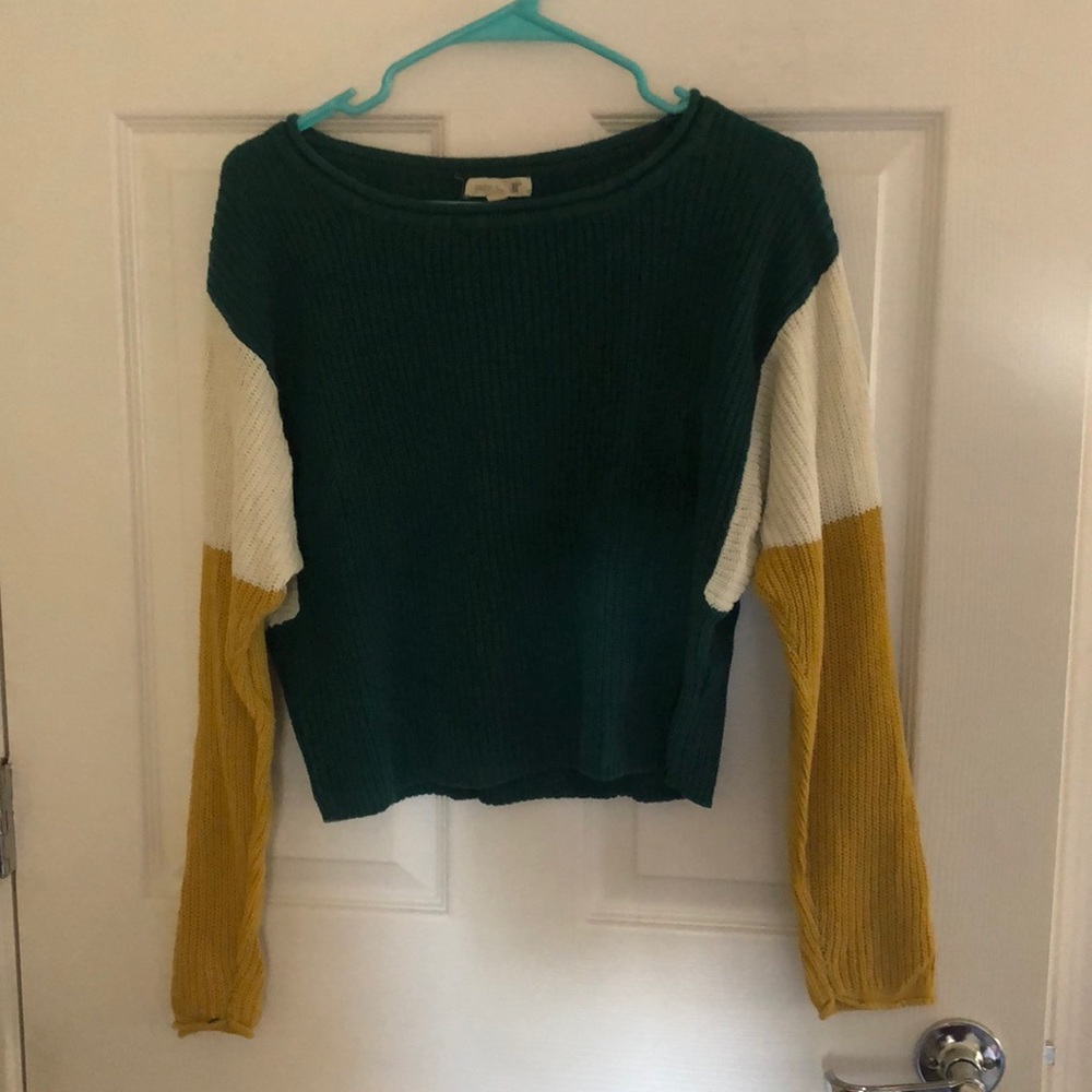 Cropped Tri-Color sweater Size S by Mine